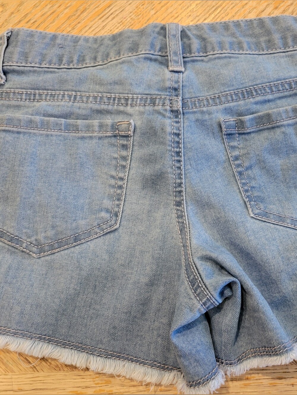 Justice Denim Shorts with Multicolor Sequin Front Denim Shorts. Girls Size 10 - Picture 4 of 9